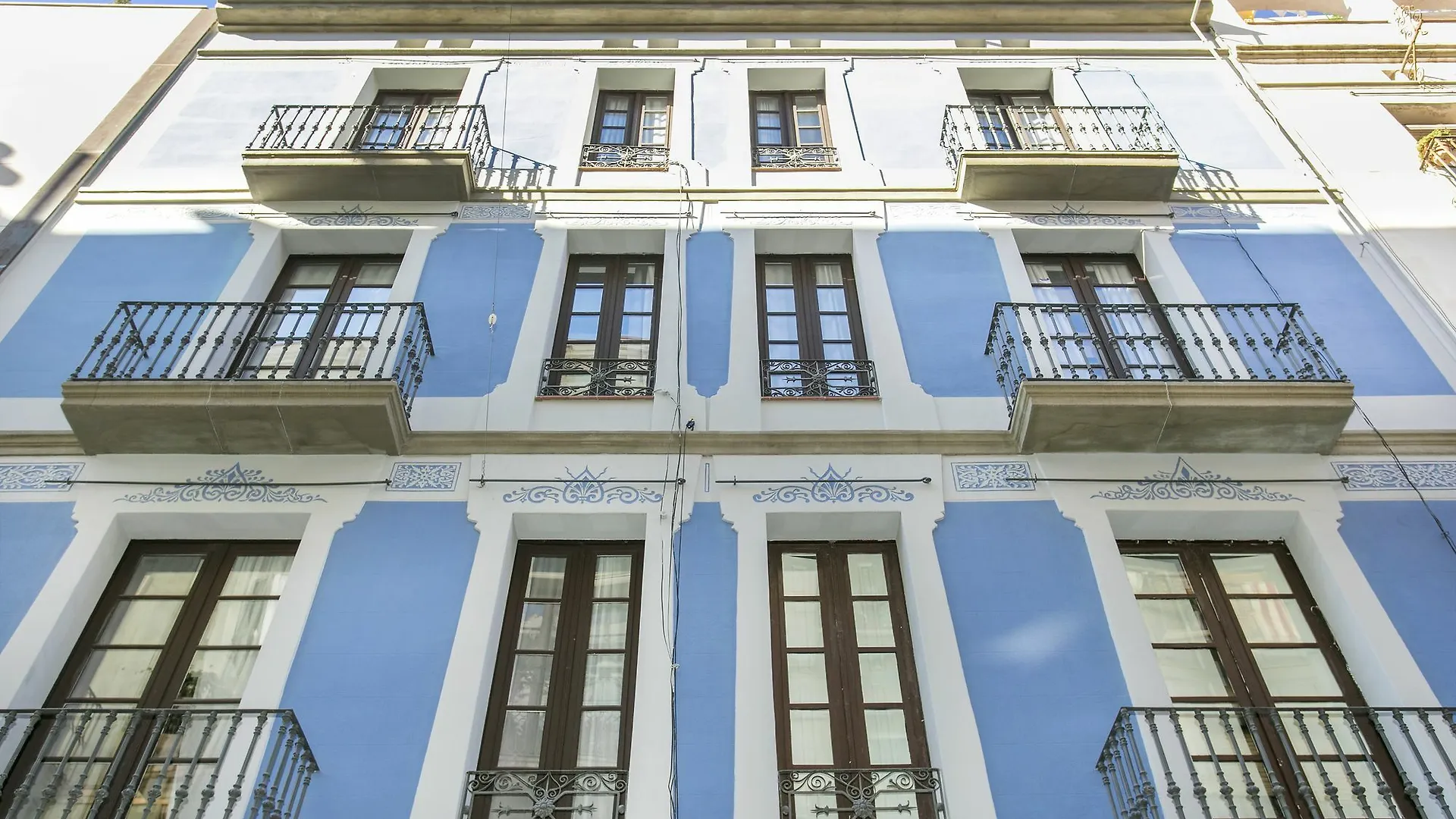 Gracia Blue Suites Spain